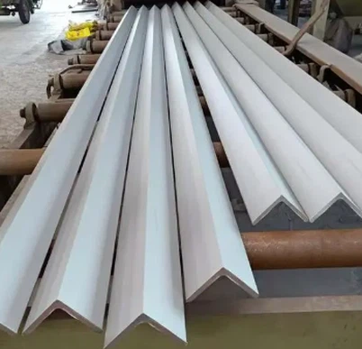 310S Paslanmaz Köşebent