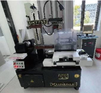 Electric spark cutting prototype machine Electric spark cutting prototype machine